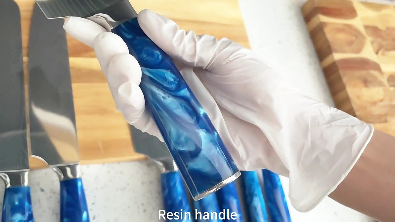 Cargar video: premium 5 piece kitchen knife set with ultra sharp blades and ergonomic blue resin handles for precise cutting
